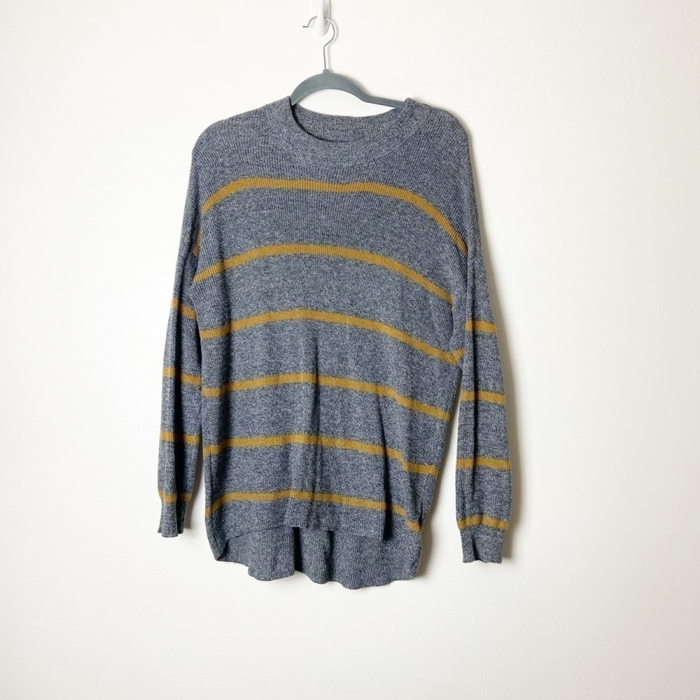 AMERICAN EAGLE • Women’s Grey/Mustard Yellow Stripe Jegging Fit Sweater Size S